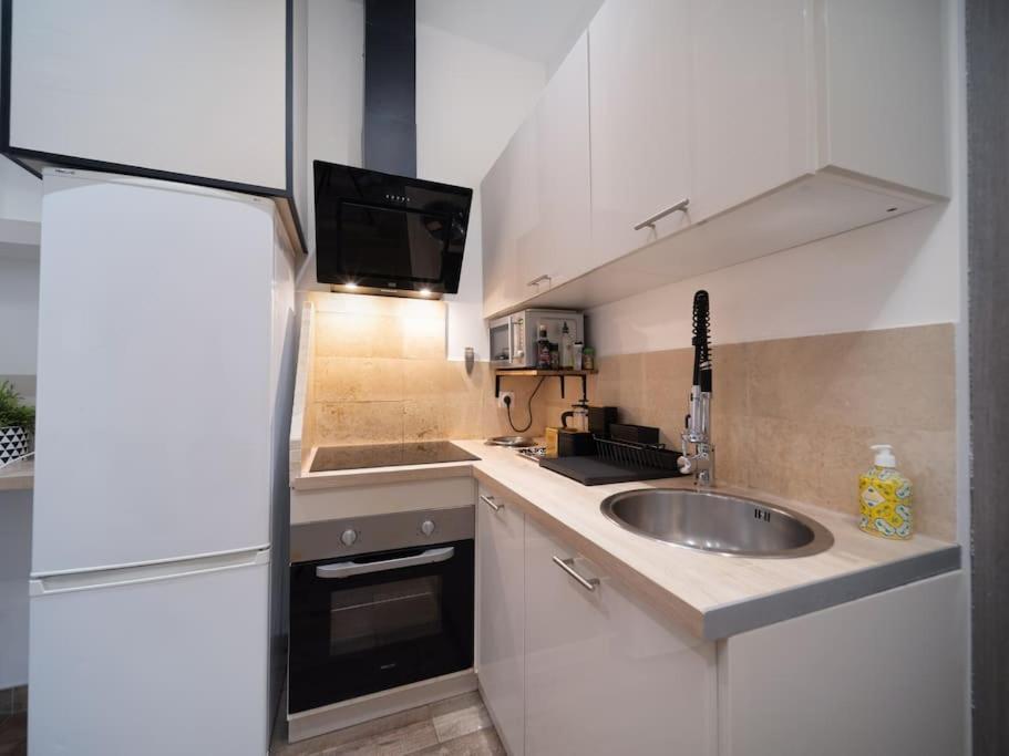 Appartement Tout Equipe 2 A 4 Couchages Au Coeur Du Vieux Port Marseille Ngoại thất bức ảnh